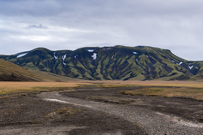domadalur mountain with path